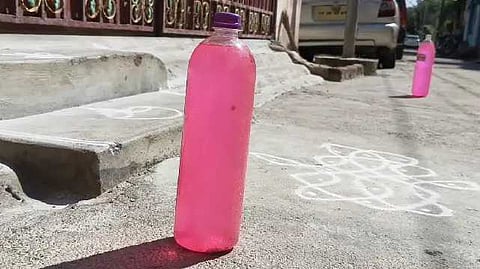 colour water