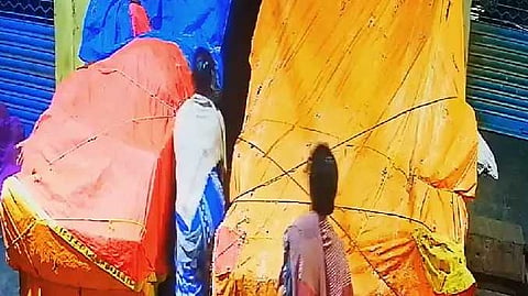 Koyambedu fruit theft
