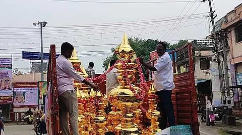 TNJ Gopura kalasam