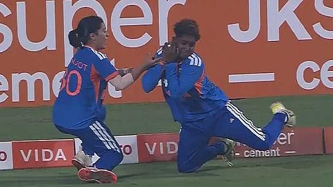 Womens match catch