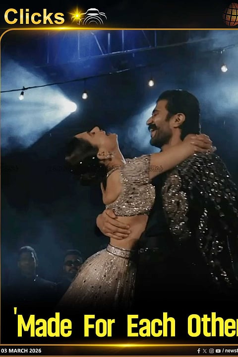 எந்தப் பெண்ணிலும் இல்லாத ஒன்று ஏதோ.... அது ஏதோ.... அடி ஏதோ உன்னிடம் இருக்கிறது