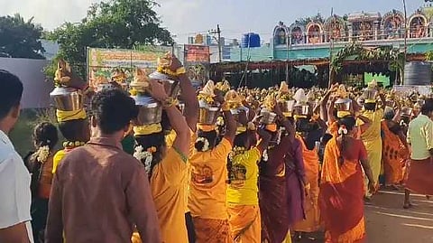 தென்காசி 1008 பால்குடம்