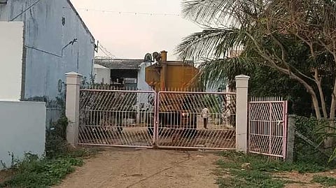 கோழி பண்ணை பிரச்சனை