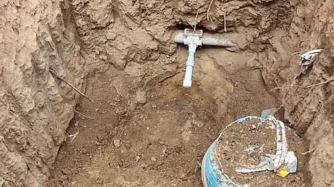 மேல்நிலை நீர்த்தேக்க தொட்டி