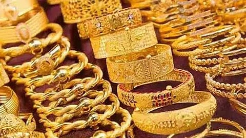 ஆபரண தங்கம் ஒரு சவரனுக்கு ரூ.2,400 உயர்வு