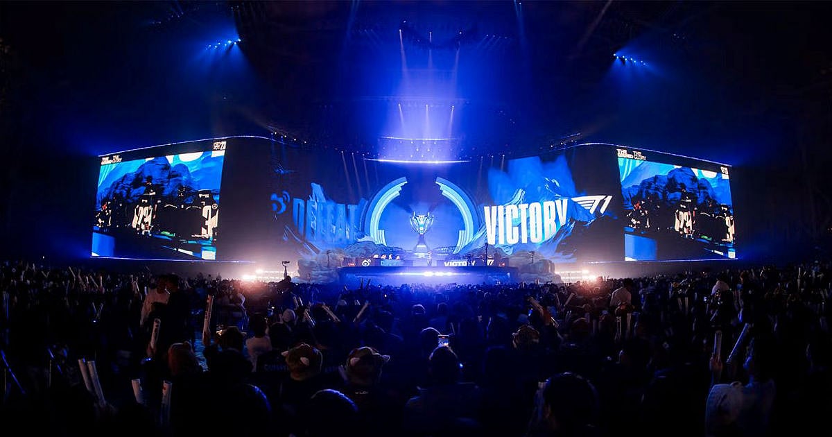 Trending: LCS is Returning in 2026 With Revamped Format 