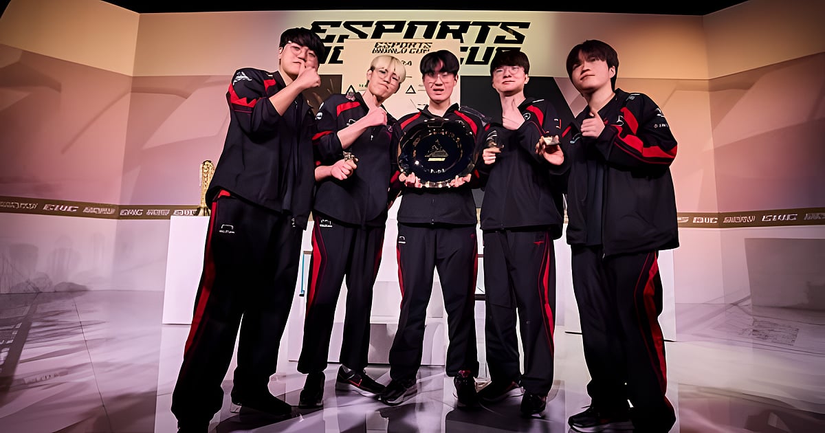 T1 Esports' LoL Team Poster