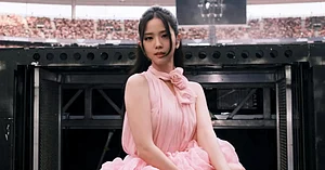 BLACKPINK’s Jisoo Teams Up with Hello Kitty