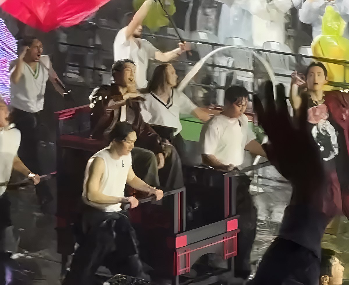 BTS RM on a traditional sedan chair, carried by people, in Goyang concert during Idol Performance