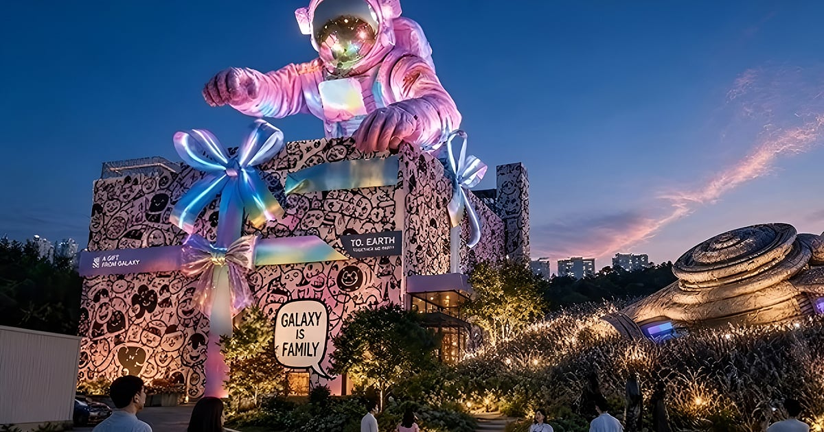 G-Dragon’s Agency Galaxy Corp Debuts World’s 1st Robot Theme Park
