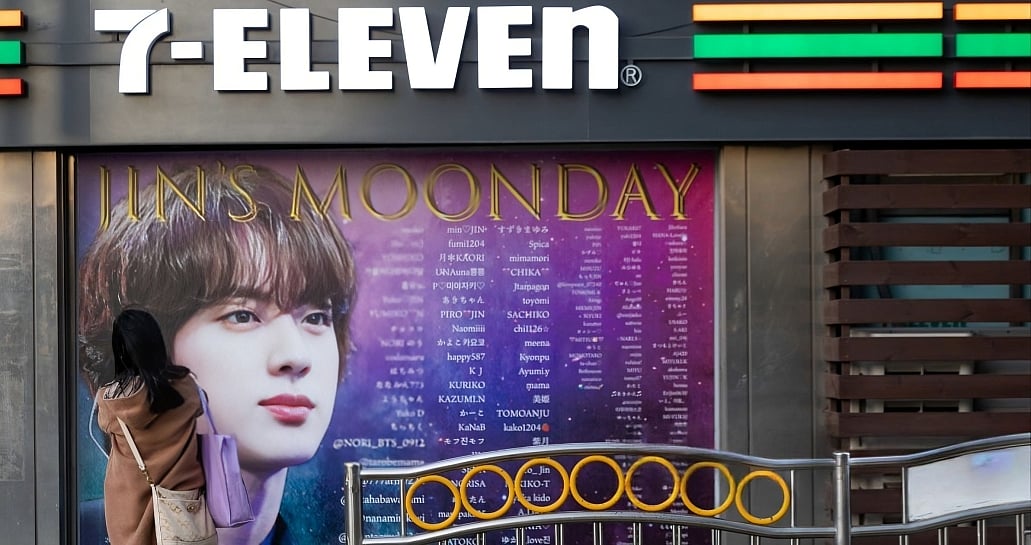 Trending: K-pop's Boom Bolsters Success of Seoul's Convenience Stores