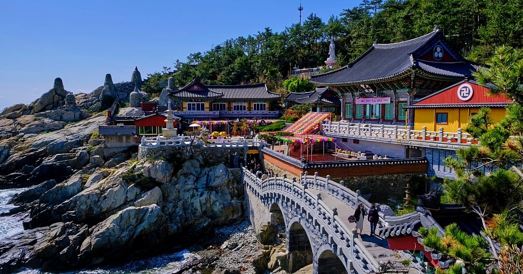 Trending: Busan Temples Step in as Hotels Raise Prices Owing to BTS Concerts