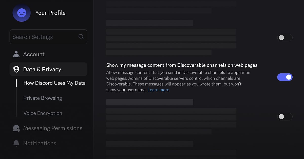 Discord Data & Privacy settings showing the toggle to display message content from Discoverable channels on web pages enabled.