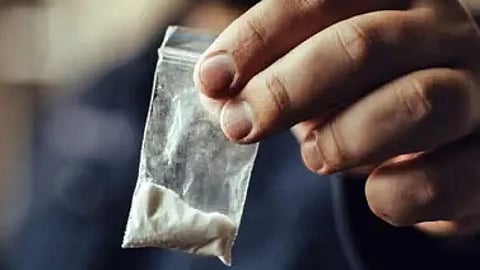 DRI Seizes 4 Bags Containing Opiate Derivative/Heroin Weighing 395 Kg At Gujarat Port