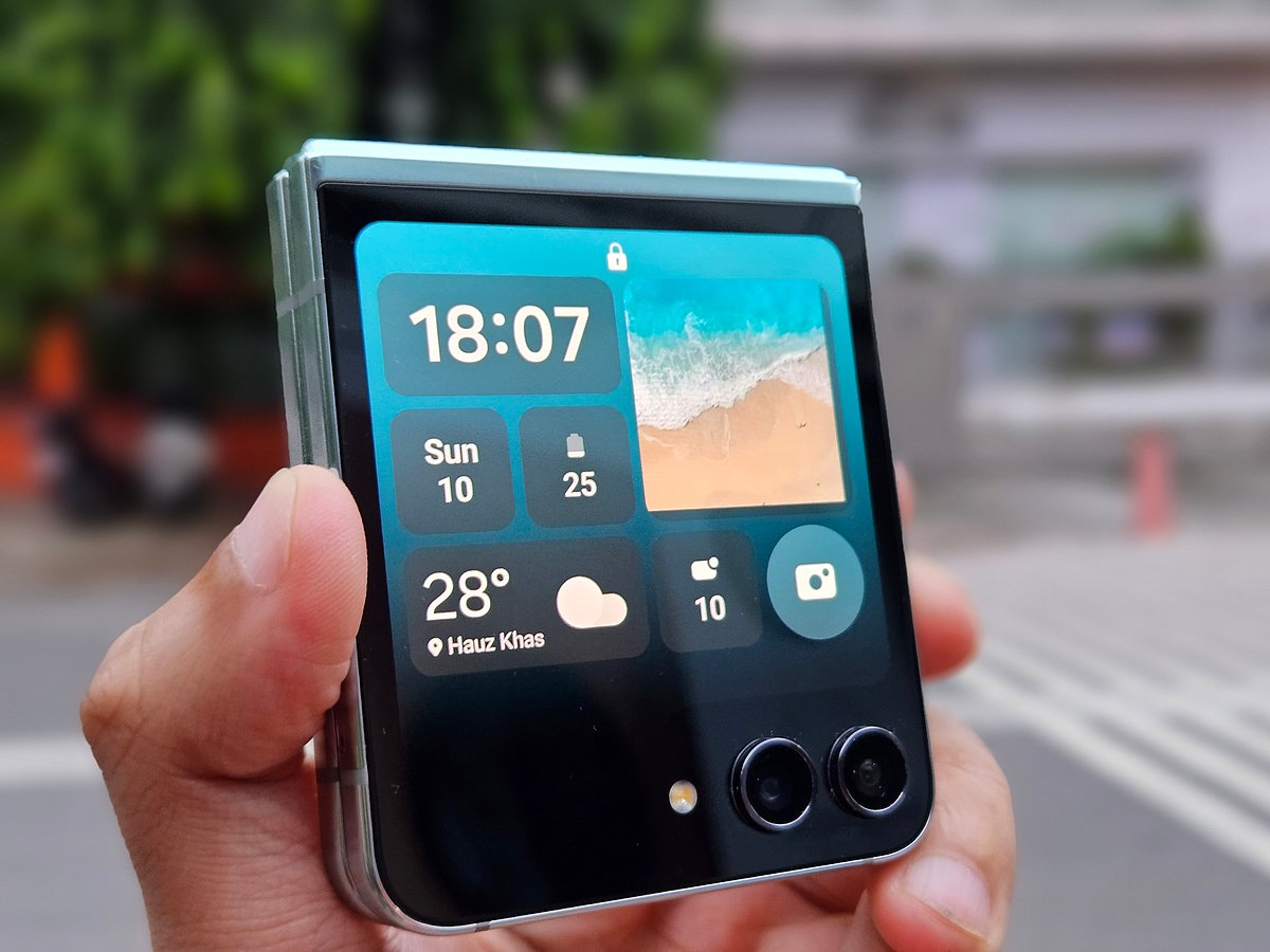 Samsung Galaxy Z Flip 5 Review: Much More Than Just The All-new Cover Screen