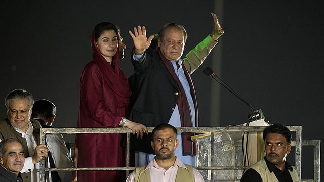 Nawaz Sharif Laments Current Economic Condition Of Pakistan