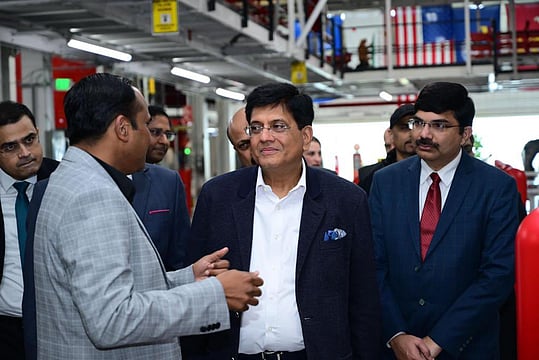 Piyush Goyal Visits Tesla's Fremont Factory, Musk Apologizes For Not Meeting Him