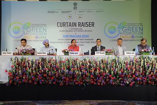 Youth And Startups Should Be Made Part Of The Green Hydrogen Ecosystem: Minister