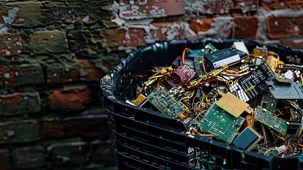 by freepik : NGT also asked the board to mention the action that would be taken against the states and Union territories not complying with the E-Waste (Management) Rules.