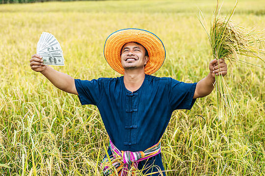 HDFC Bank Aims To Boost Income Of 5 Lakh Farmers