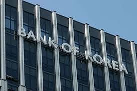 South Korea's Central Bank Cuts Rates in bid To Boost Economy