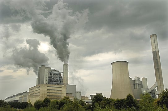 China Emissions Soar to 13bn Tonnes in 2021, Energy Sector Drives the Surge