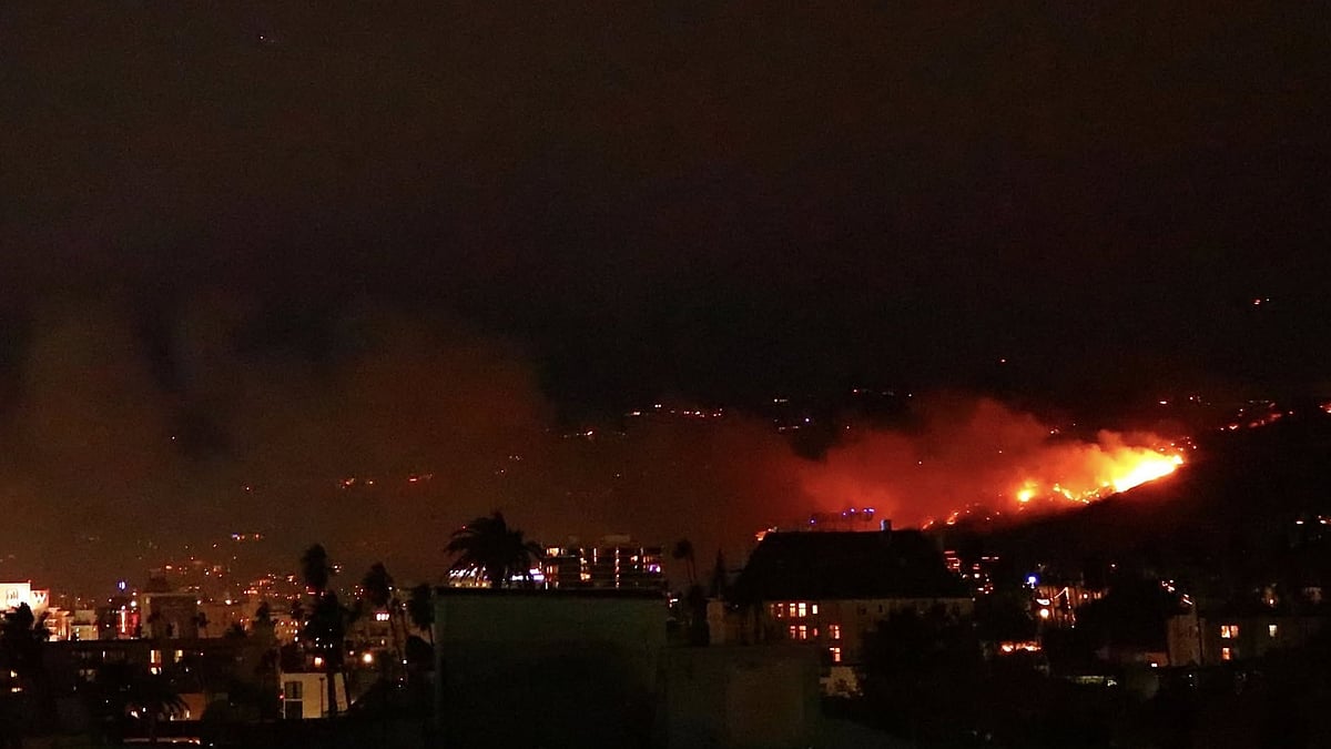 From Paris Hilton to Mandy Moore: LA Fires Rage through Hollywood Hills Mansions - X/@dhruv2038