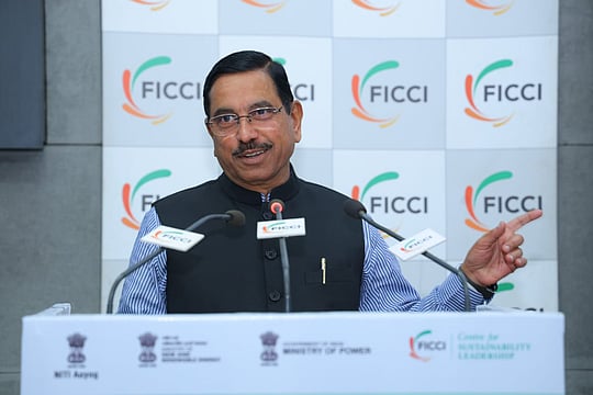 India Expected to be Global Manufacturing Hub of Green Hydrogen, Have Entered MOU for Export: Pralhad Joshi