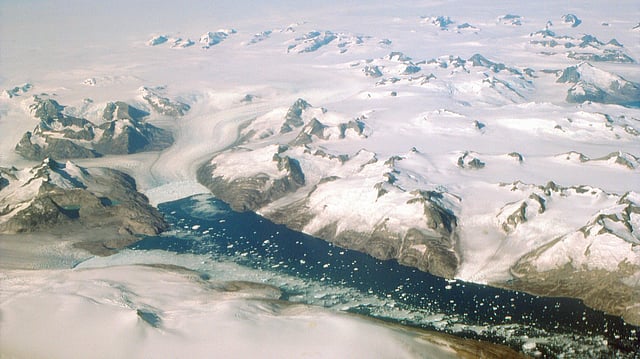 Greenland Ice Sheet Cracks at Alarming Rate, How This Intensifies Climate Change Crisis?