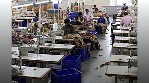 Pak Exports Become Uncompetitive after Gas Prices Doubled: Report