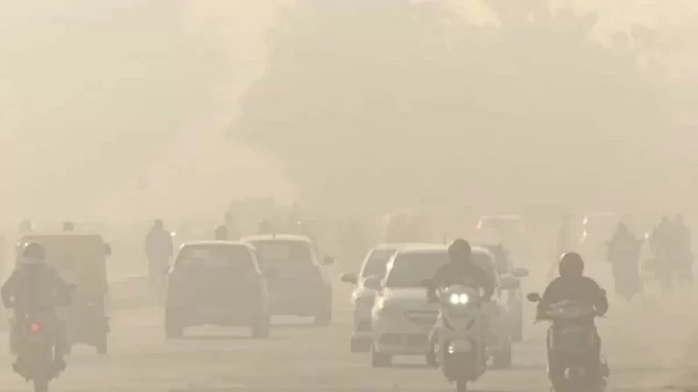 Delhi Air Pollution - null