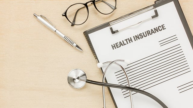 India’s Health Insurance Growth Drops 50% in 10 Months: Are Indians Being Priced Out?