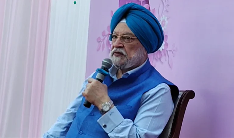 Union Minister Hardeep Singh Puri - null