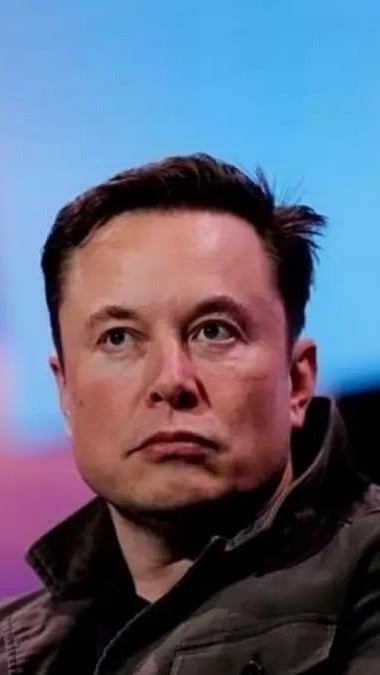 Cracks in Billion-Dollar Empire: Why Elon Musk May Lose the Richest Man Title