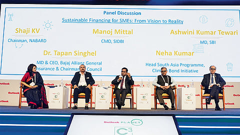 (From left) Neha Kumar, head, South Asia, Climate Bond Initiative; Dr Tapan Singhel, MD, Bajaj Allianz General Insurance; Shaji KV, chairman, Nabard; Manoj Mittal, CMD, Sidbi; Ashwini Kumar Tewari, MD, corporate banking, SBI