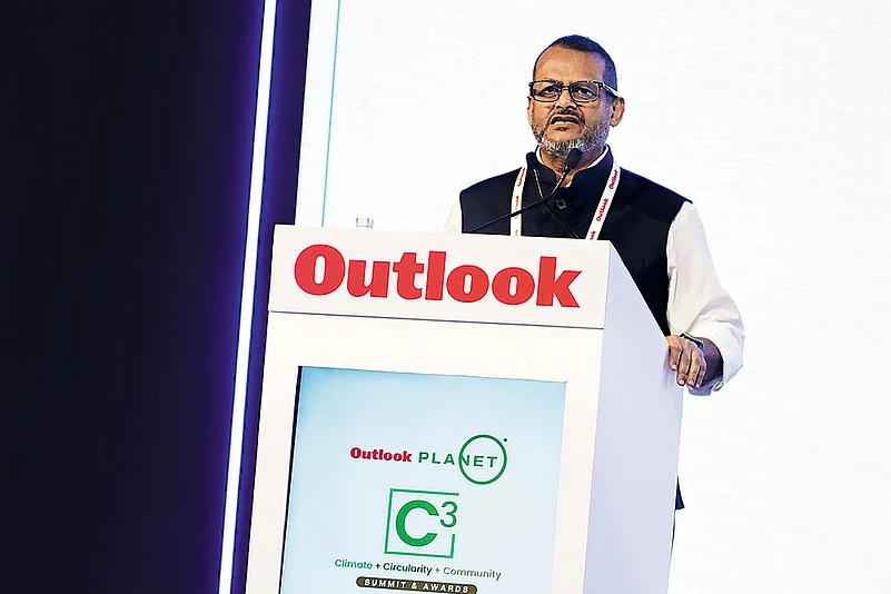Indranil Roy, CEO, Outlook Group