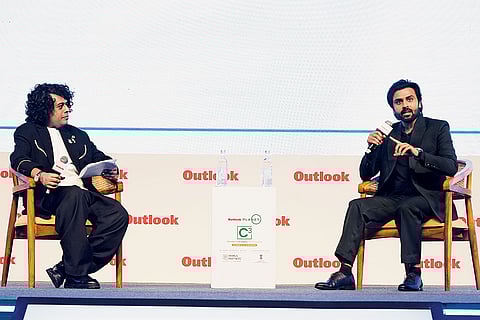 Sandipan Dalal, consulting 
editor (left) and Jitendra 
Kumar, actor