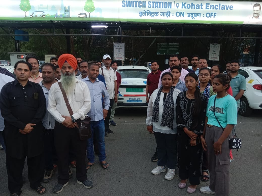 BluSmart Drivers Gather at Kohat Enclave Along with S Tajinder Singh, National President, Parivahan Morcha
