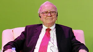 Warren Buffett Is ‘Going Quiet’- Inside the Mind and Money of the Oracle of Omaha