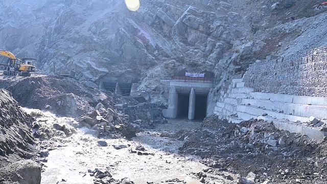 India Chokes Water Flow at Baglihar Dam, Slashes Supply to Pakistan by 90%