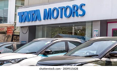 Tata Motors Profits Decline 51% to Rs 8,470 Cr in Q4 FY25, Auto Giant Turns Debt-free