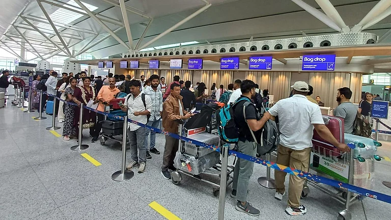 null - delhi airport