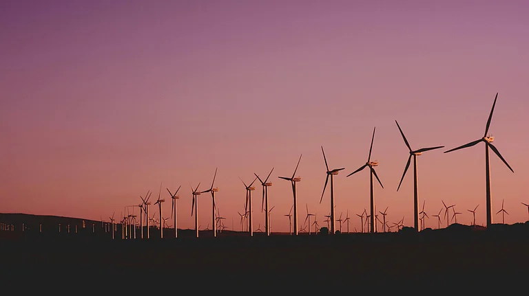 India’s renewable energy sector targets 25–30 GW of storage-backed capacity by FY28, driven by policy support and rising demand. - Photo by Narcisa Aciko