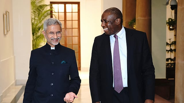 With India Denying US Role, UK Now Claims Part in Ceasefire Effort with Pakistan