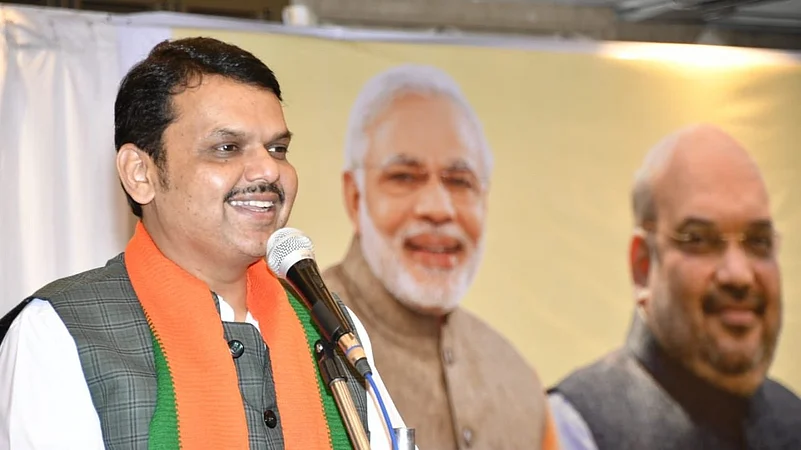 X/@Dev_Fadnavis