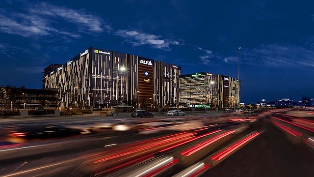 DLF Shares Surge 5% on Strong Q4 Earnings and Record Sales Bookings