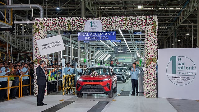 Tata Motors Expects PV Sales Growth To Be in Low Single-Digit in FY26, Hatchback to Bounce Back 