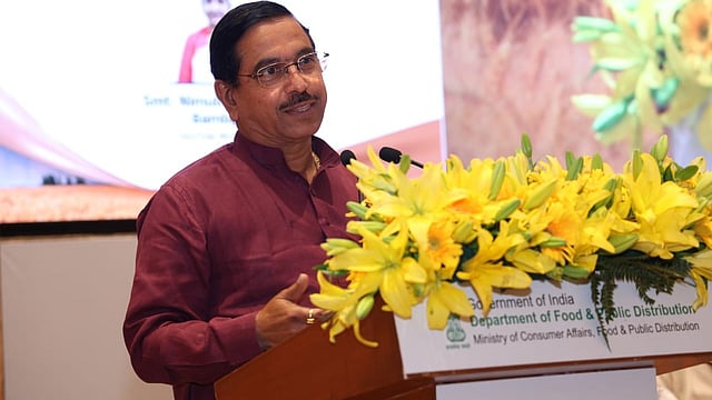 GST Cut to Save Up to ₹1.5 Lakh Cr for Investors in Renewable Energy: Pralhad Joshi   