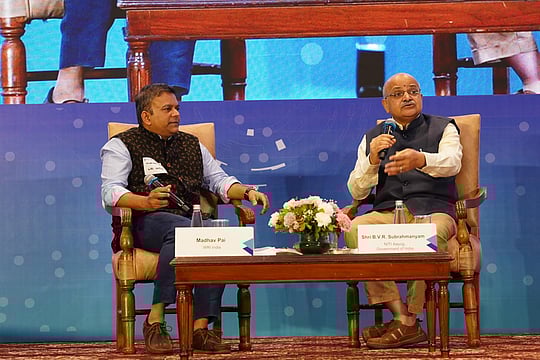 EV Supply Chain Riskier Than Oil & Gas: NITI Aayog CEO