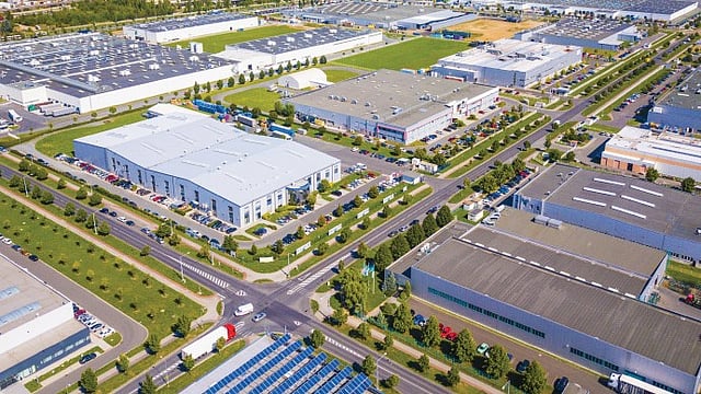 Tesla India Leases Warehouse Space in Mumbai’s Kurla for ₹24.38 Crore